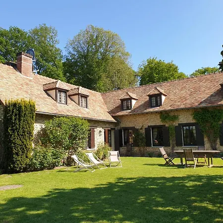 Les Aubiers Casa de Férias
