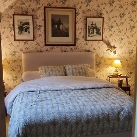 Les Aubiers Casa de Férias Bourdonne